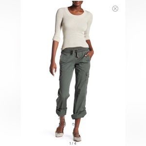 Nordstrom Rack Lilah Rolled Cargo Pants
SUPPLIES BY UNION BAY in fatigue green